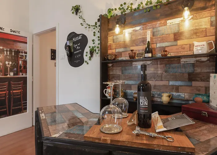 Lodge&Art Hostel